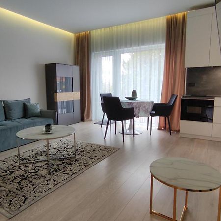 New J&R Apartment Near Girstutis, Free Private Parking & Self Check-In Kowno Zewnętrze zdjęcie