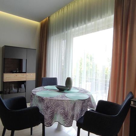New J&R Apartment Near Girstutis, Free Private Parking & Self Check-In Kowno Zewnętrze zdjęcie